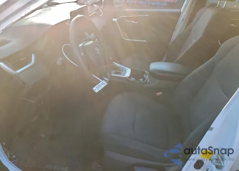 2019 Toyota Rav4 Xle from USA, damaged, VIN 2T3P1RFV1KC023192